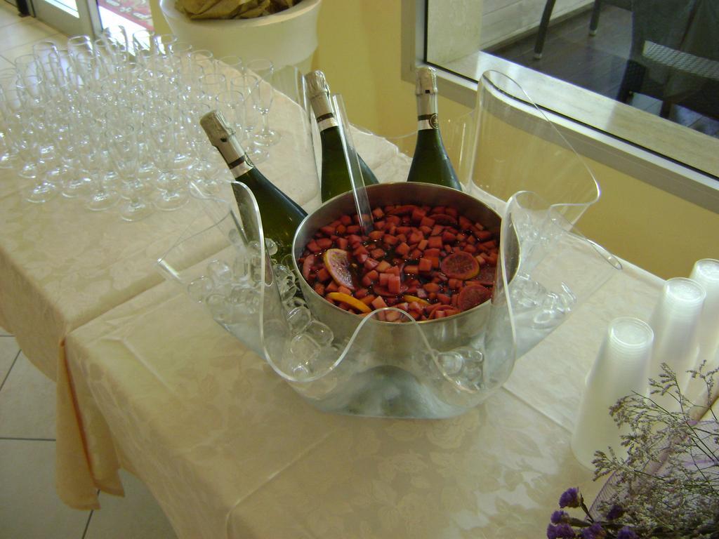 Antonella Hotel 3*